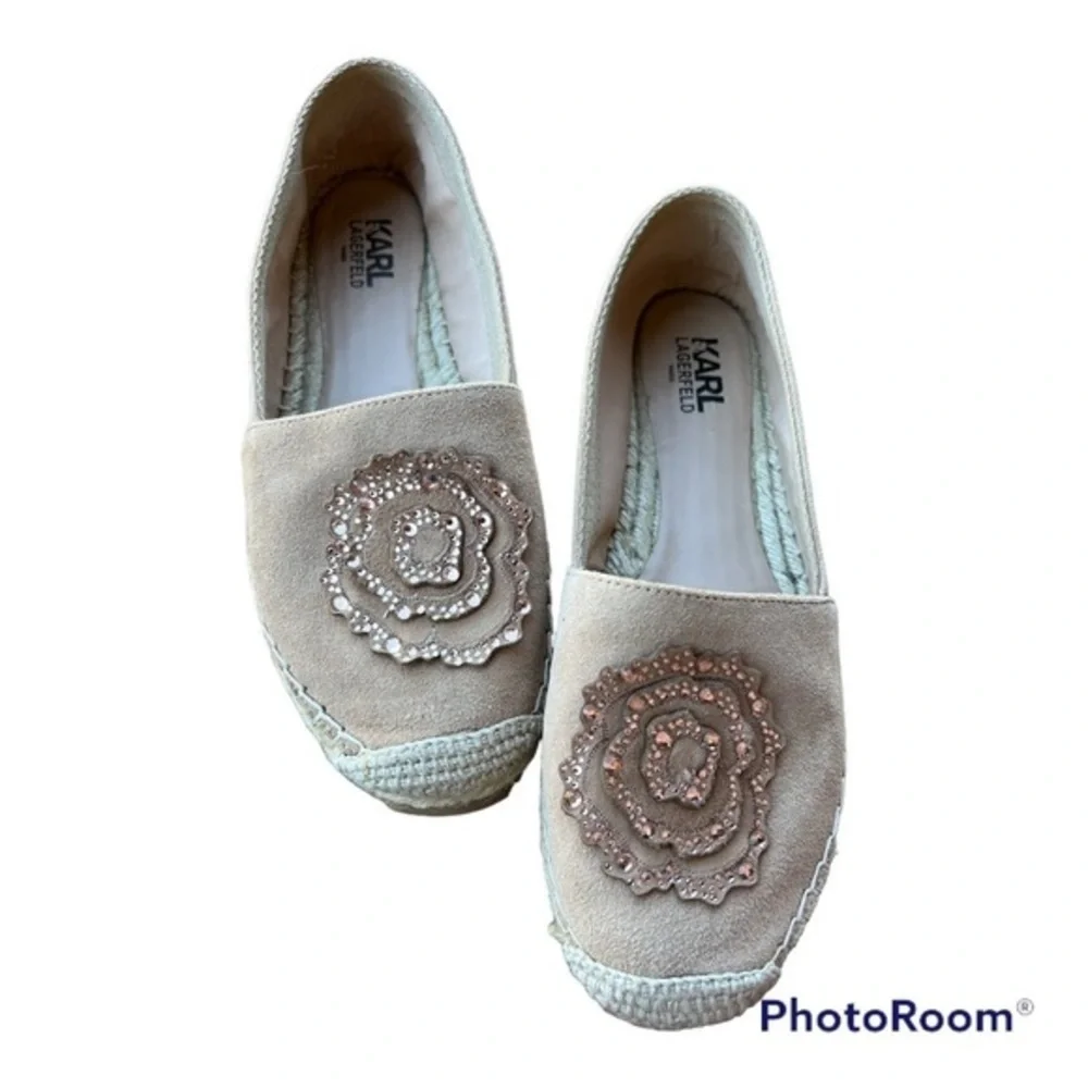 Karl Lagerfeld🛍Neutral Khaki Canvas Espadrilles Sequin Floral Detail🛍EUC - Picture 1 of 9